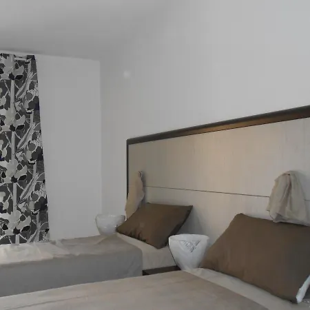 Nicola's Village Dclub 3*